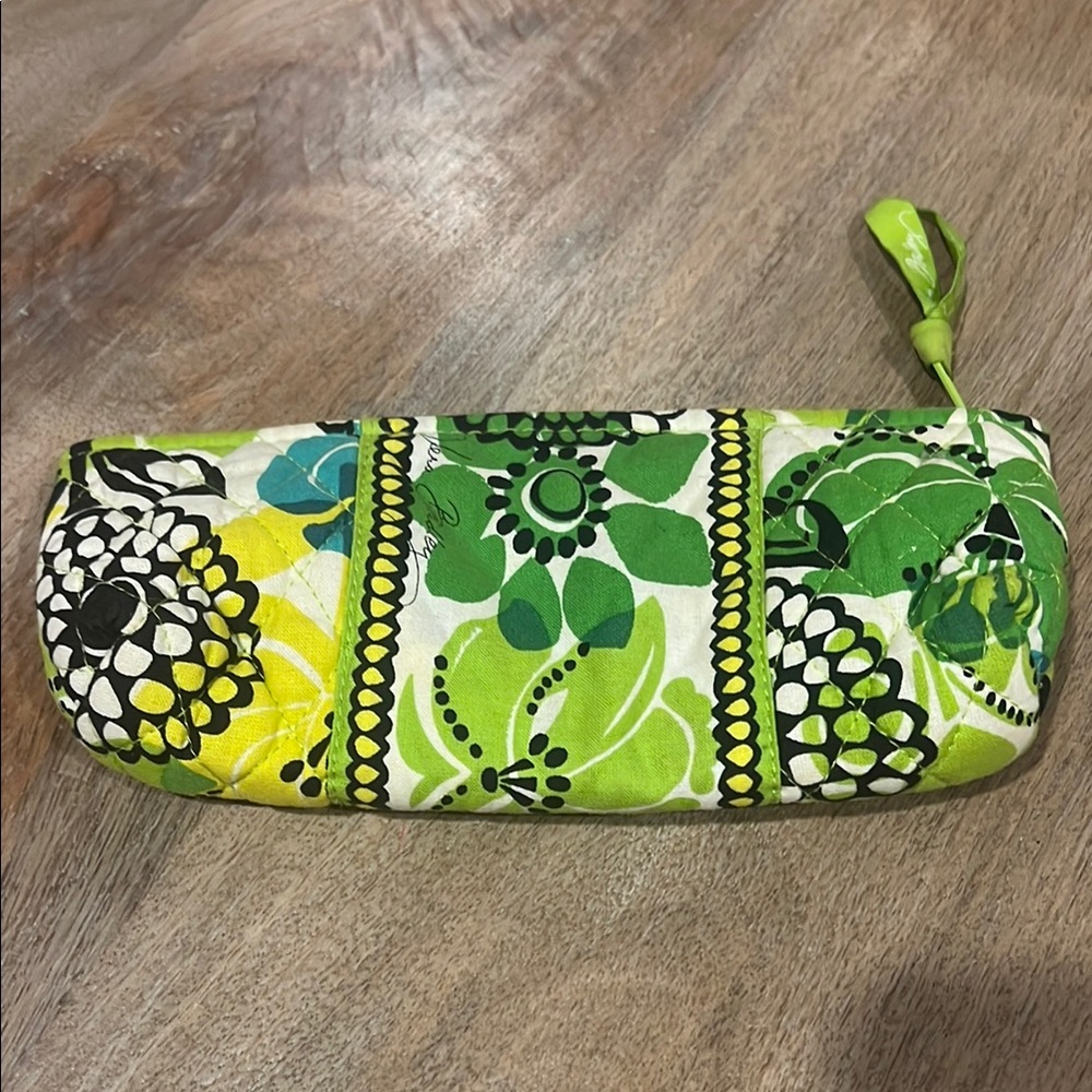 Vibrant Green Floral Quilted Pouch
